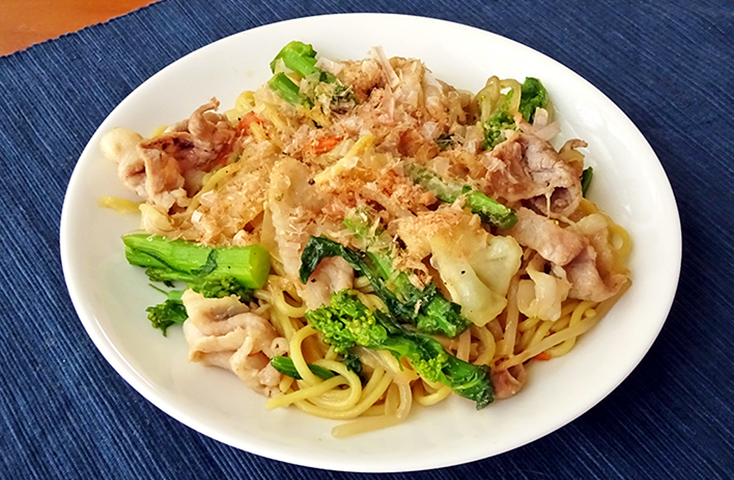 だししょうゆで簡単！醤油焼きそば