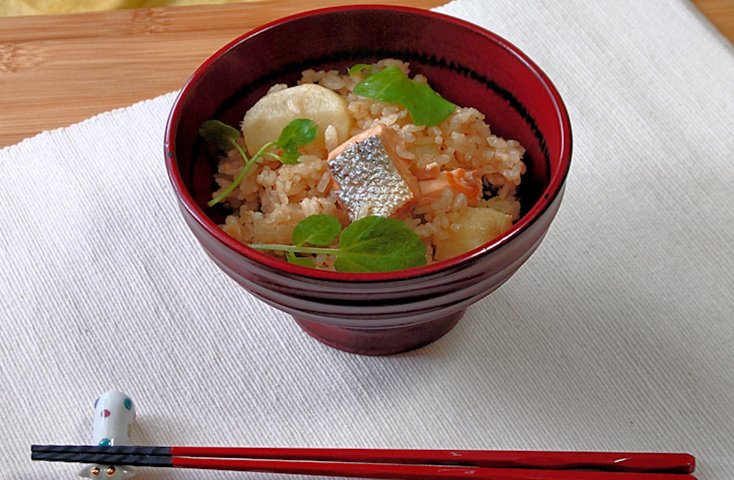 さけとじゃがいもの炊き込みご飯